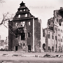 Moon Muse - Ghosts of Berlin (2025)
